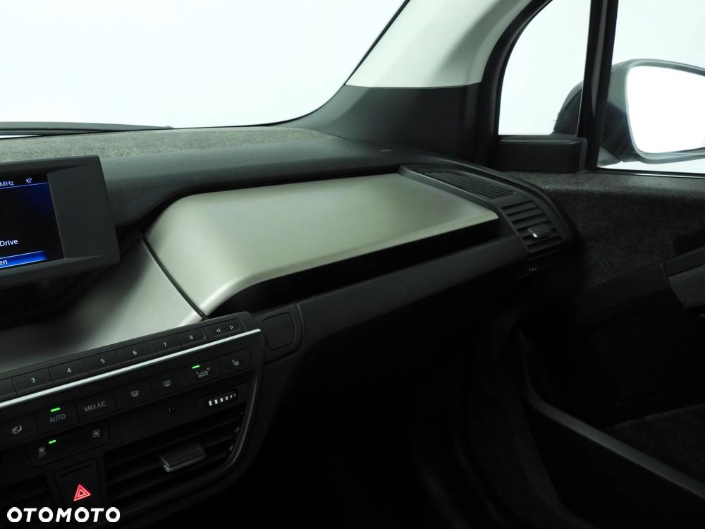 BMW i3 (60 Ah) - 15