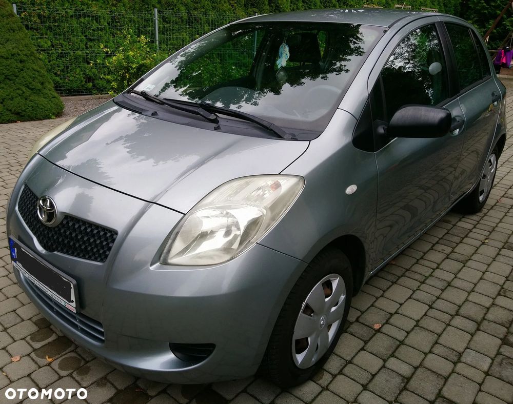 Toyota Yaris 1.0 Luna - 1
