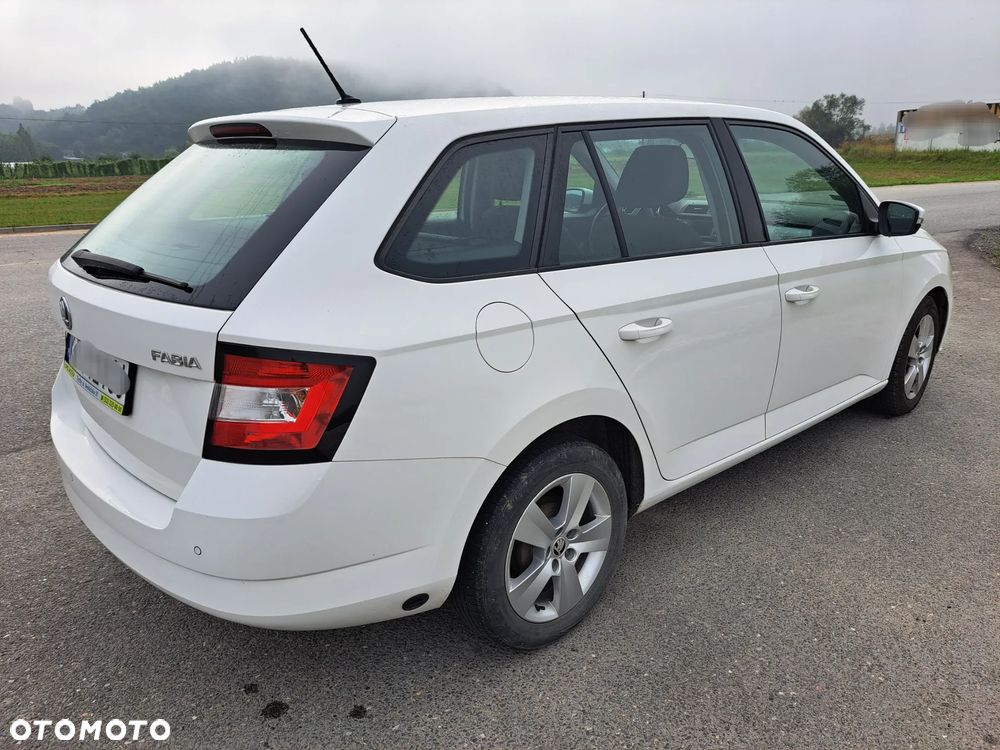 Skoda Fabia 1.0 Ambition - 6