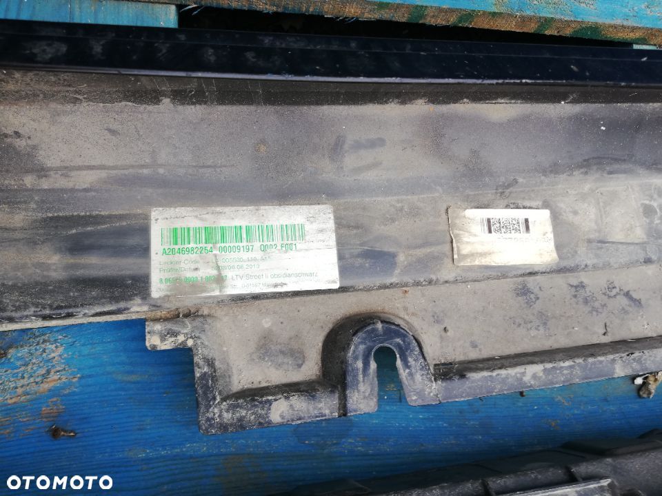 Progi prawy Mercedes GLK X204 lift A2046982254 - 2