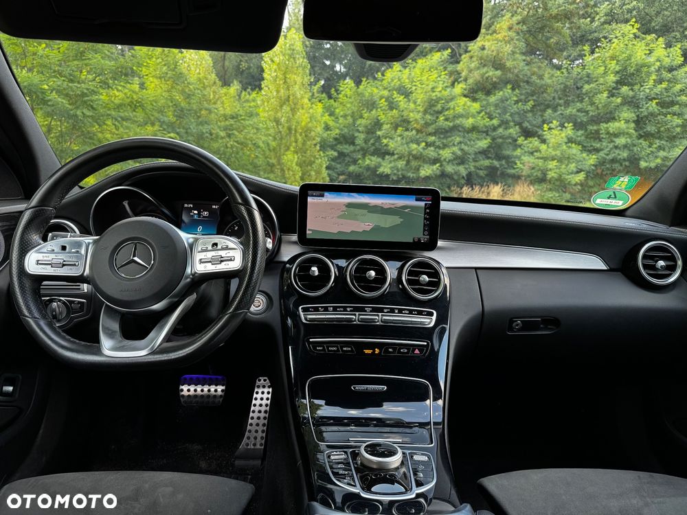 Mercedes-Benz Klasa C 300 de T 9G-TRONIC Night Edition - 15