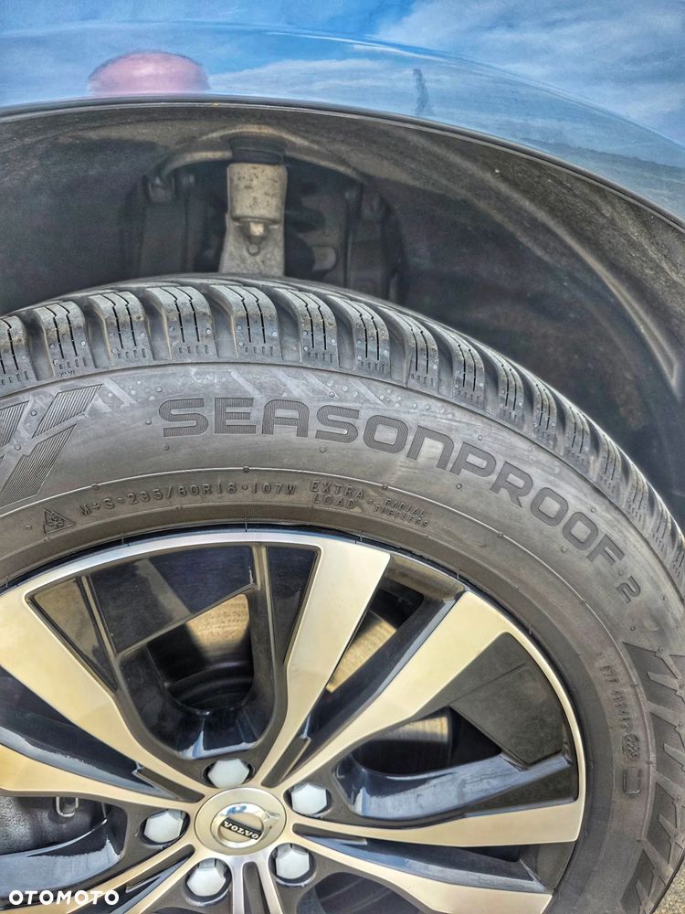 Volvo XC 60 D3 Momentum Pro - 24