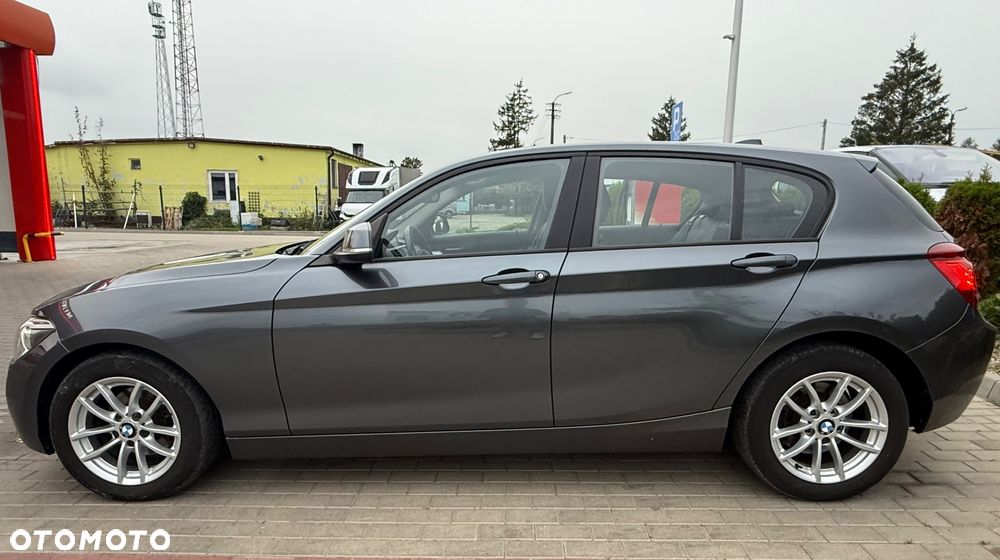 BMW Seria 1 120d xDrive - 12