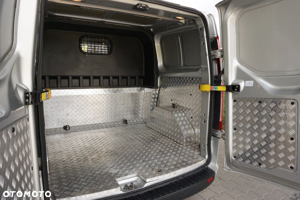 Ford Transit Custom 290 L1H1 Limited - 30