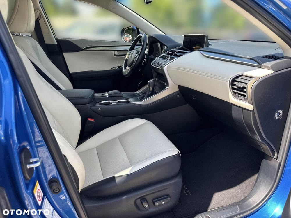 Lexus NX 300 Comfort AWD - 12