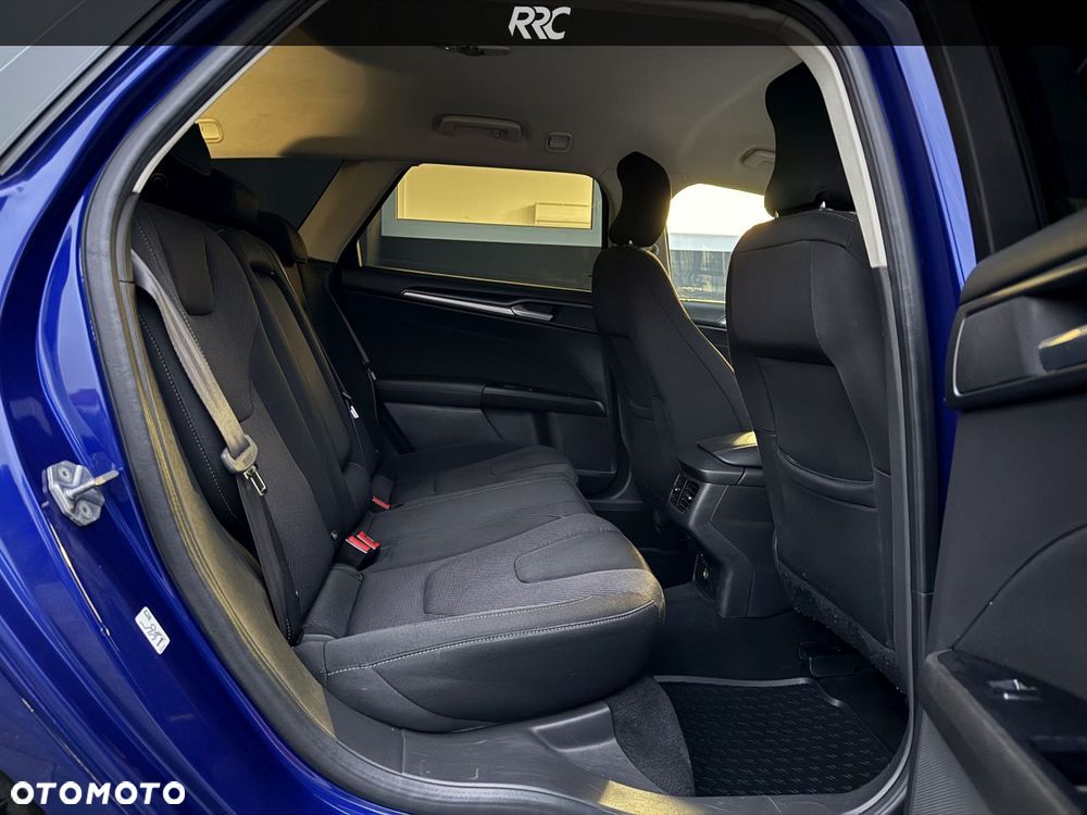 Ford Mondeo 2.0 TDCi Titanium PowerShift - 26