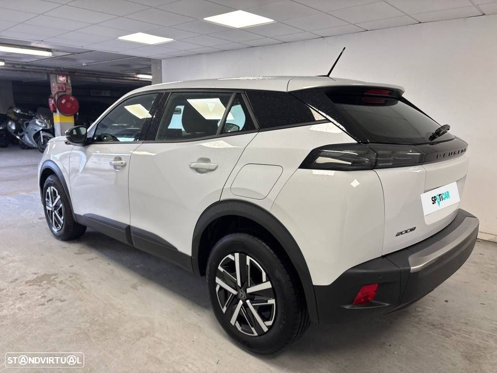 Peugeot 2008 1.2 PureTech Style - 5