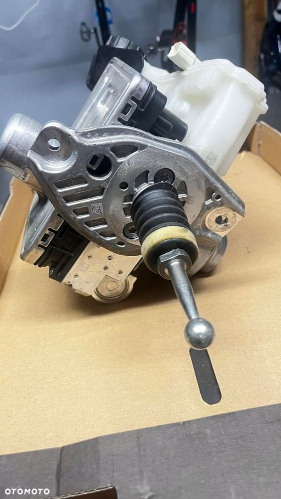 pompa abs serwo volvo v90 xc60 v60cc xc90 od 2017 - 2