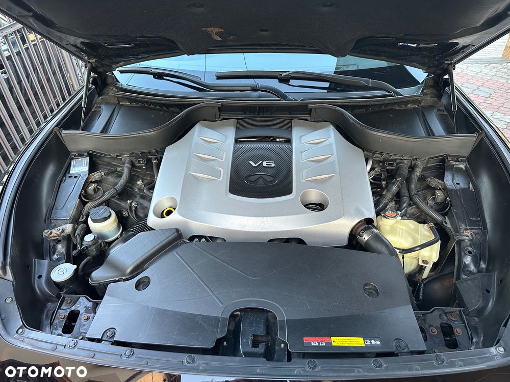 Infiniti QX70 3.0d S - 10