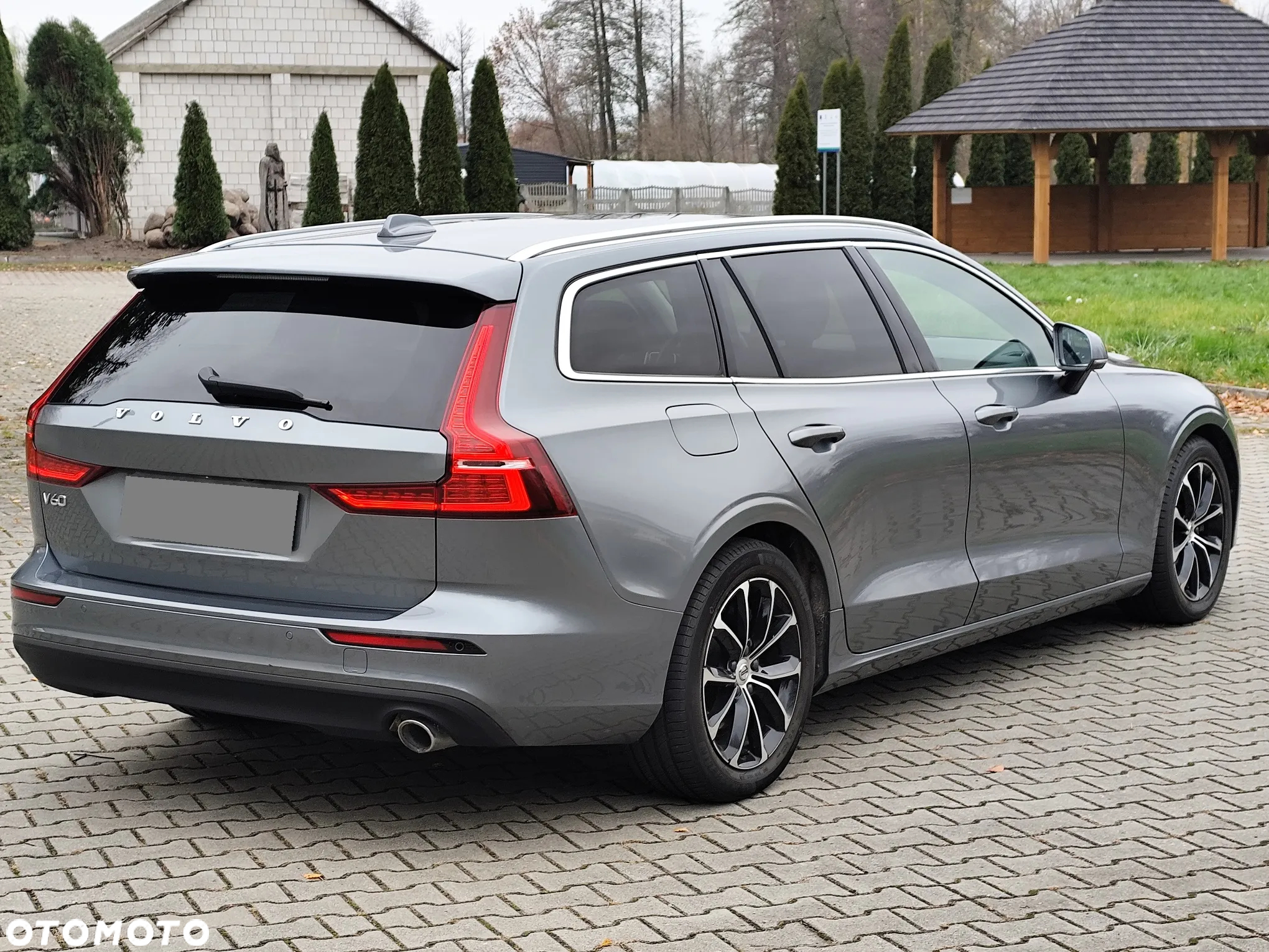 Volvo V60 D3 Momentum Pro - 12