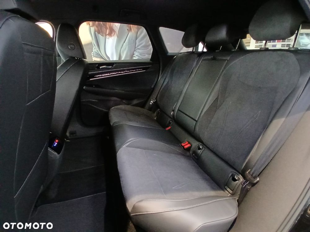 Volkswagen ID.7 Tourer 77kWh Pro Plus - 10
