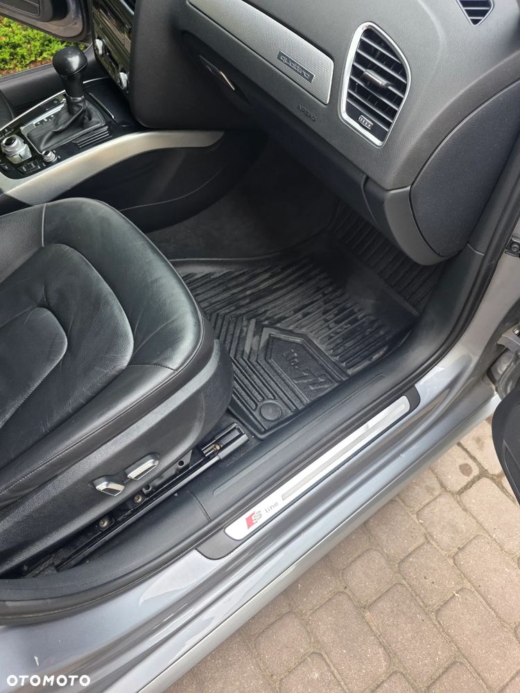 Audi A4 Limousine - 11