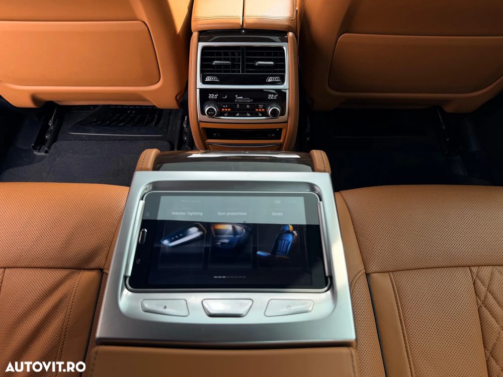 BMW Seria 7 740Ld xDrive - 28