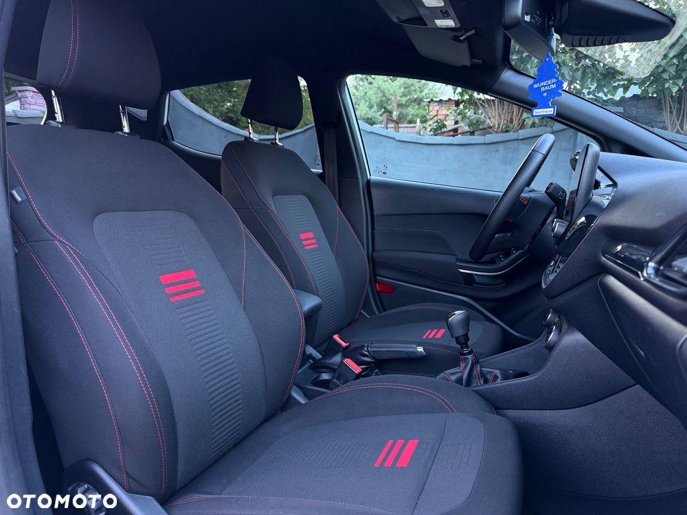 Ford Fiesta 1.0 EcoBoost S&S ST-LINE X - 31