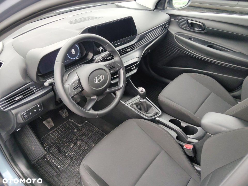 Hyundai i20 - 11