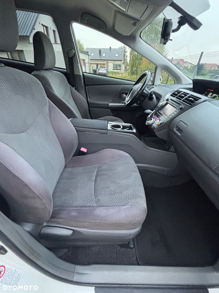 Toyota Prius+ 1.8 HSD Active - 32