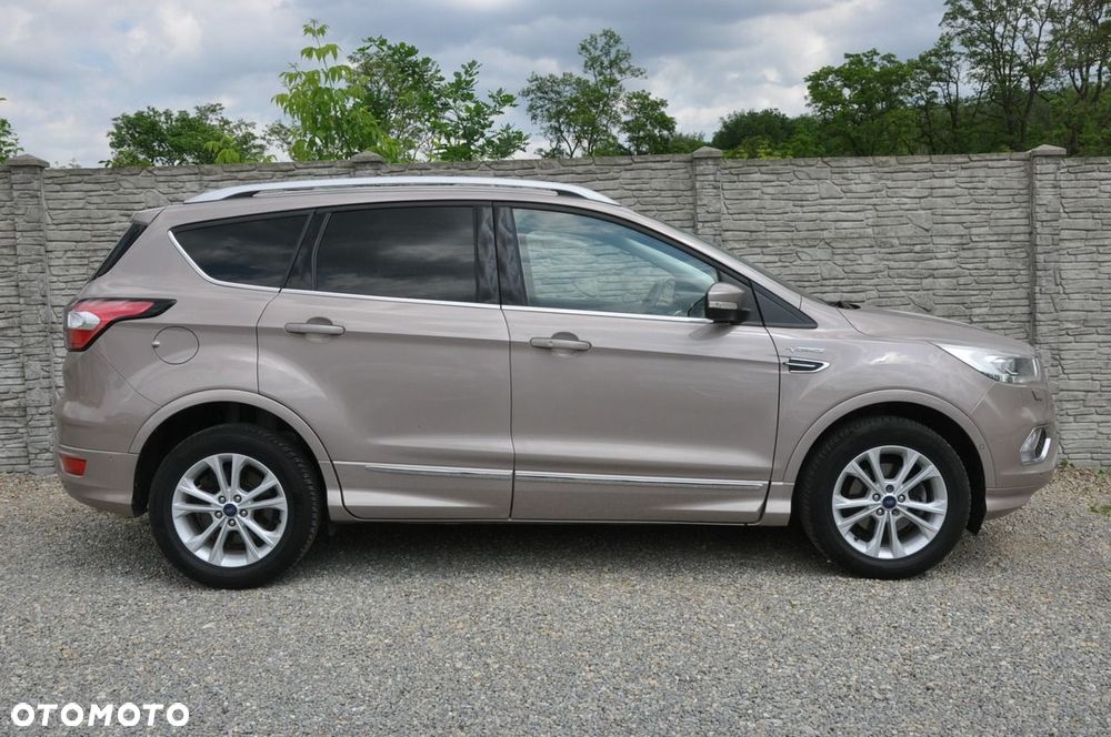 Ford Kuga 1.5 EcoBoost 2x4 Vignale - 6