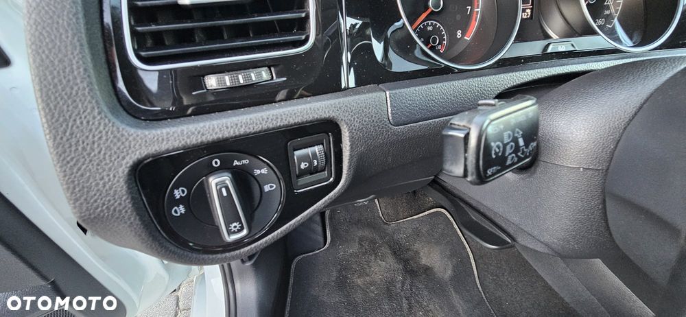 Volkswagen Golf 1.2 TSI BMT Trendline - 10