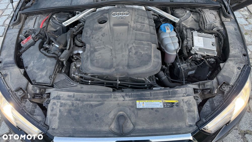 Audi A4 Avant 2.0 TDI ultra S tronic sport - 21