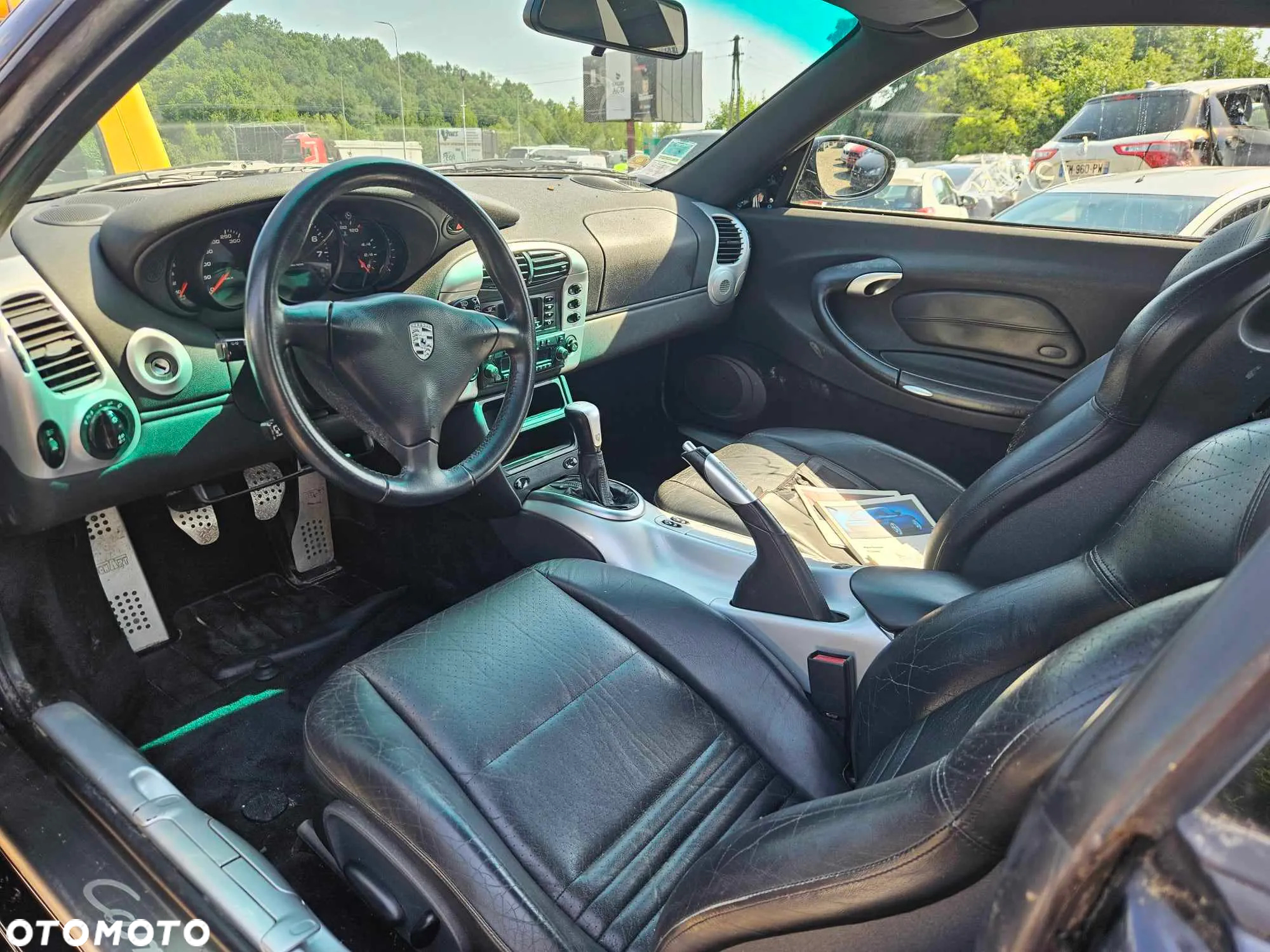 Porsche 911 Carrera - 25