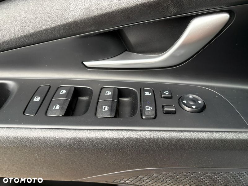 Hyundai Elantra 1.6 Smart CVT - 25