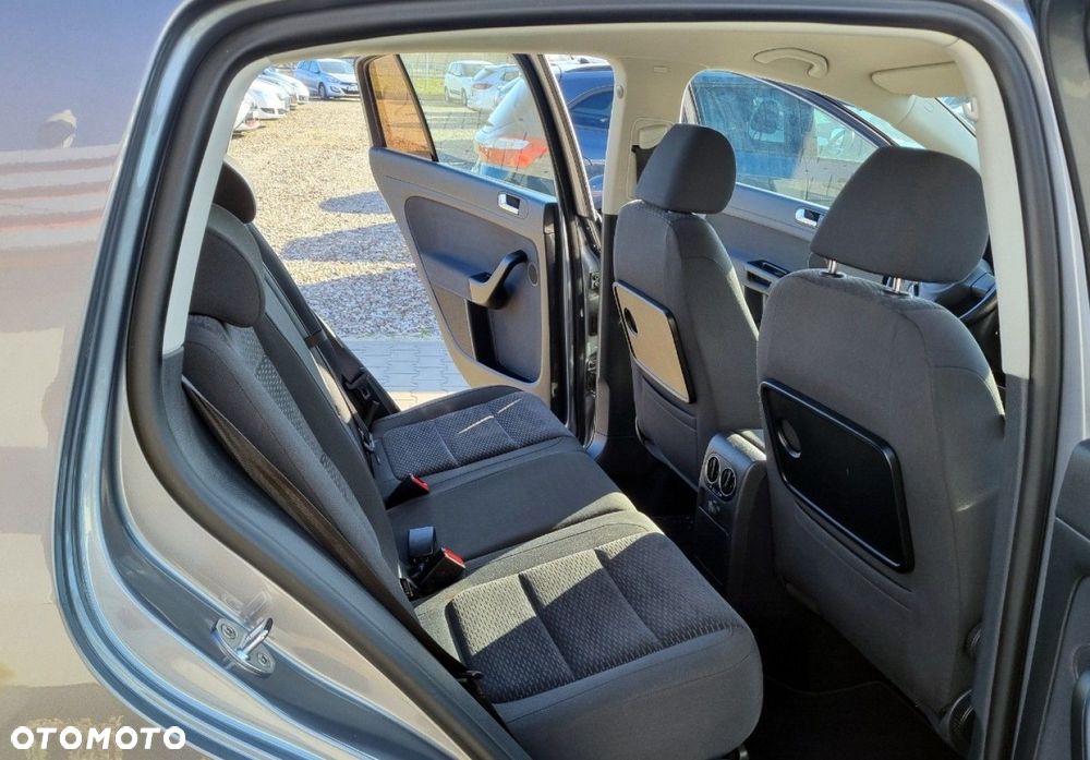 Volkswagen Golf Plus - 7