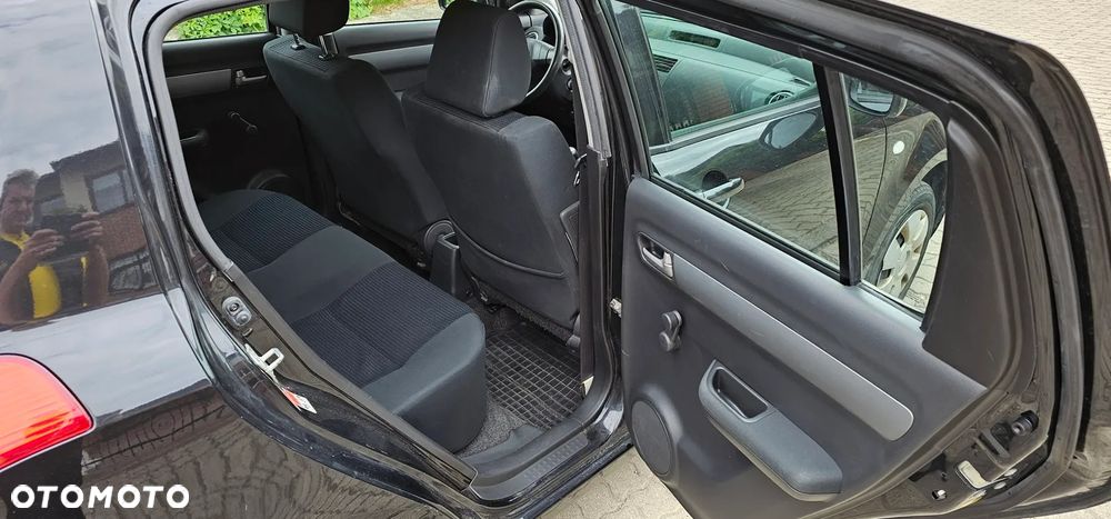Suzuki Swift 1.3 Comfort - 8