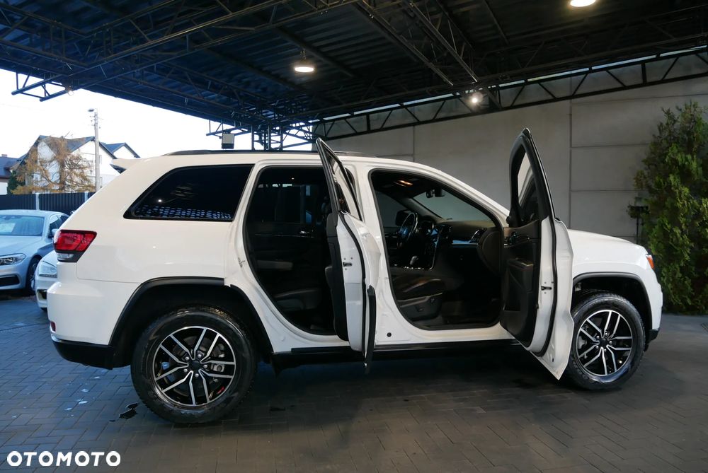 Jeep Grand Cherokee - 7