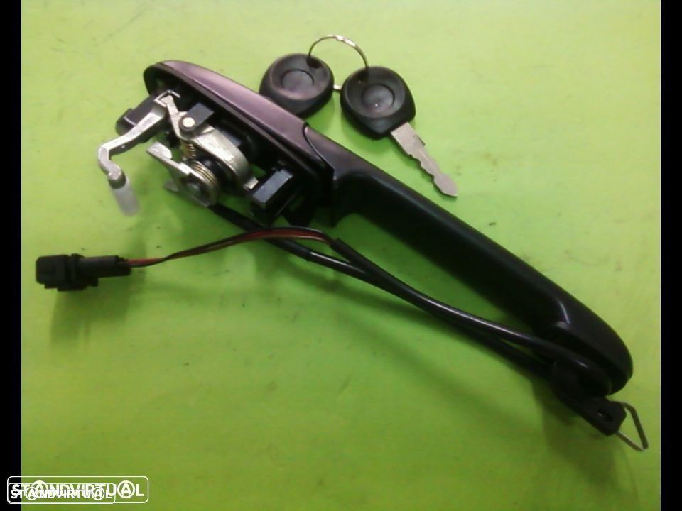 Puxador de abrir a porta Vw Passat 1993-1996 (NOVO) - 1
