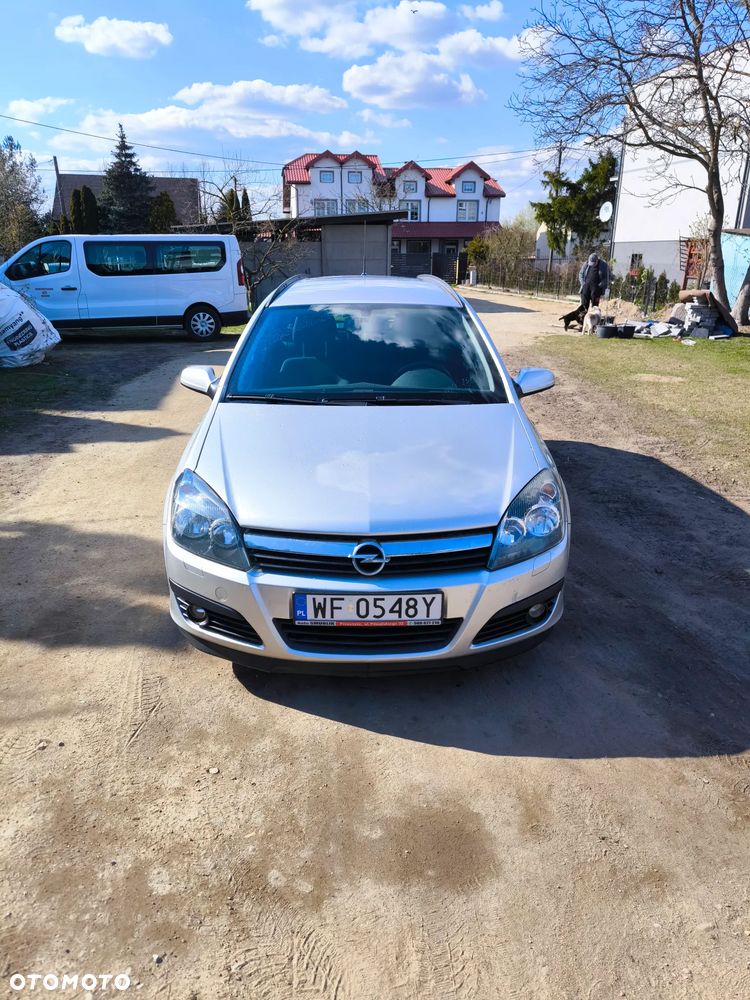 Opel Astra 1.9 CDTI - 14
