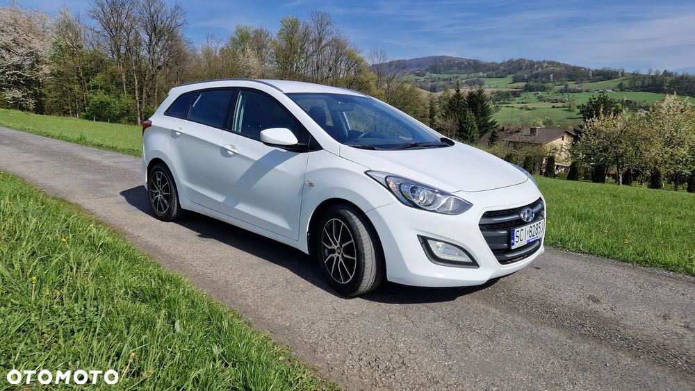 Hyundai i30 1.6 CRDI Intro Edition - 3