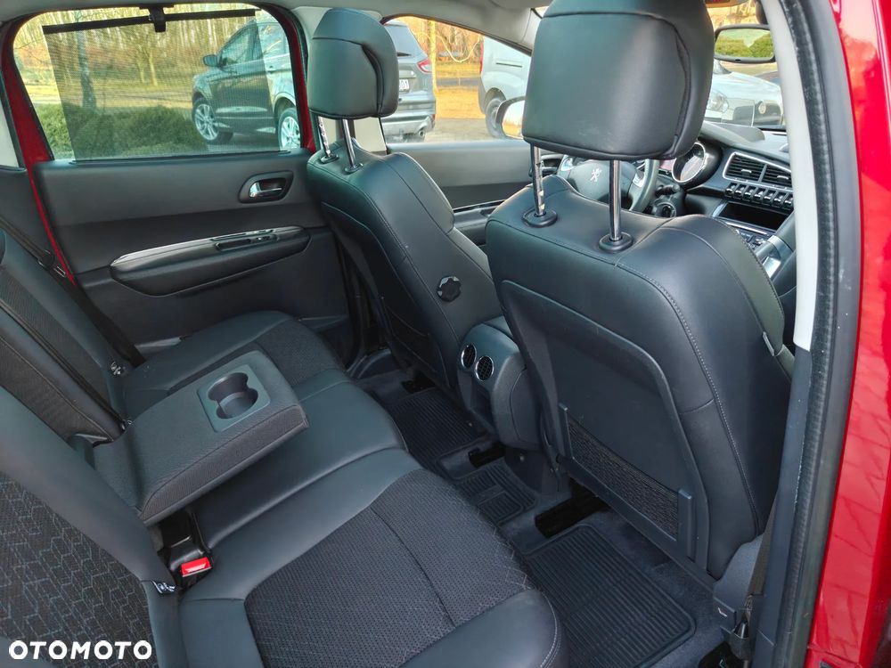 Peugeot 3008 HDi FAP 150 Allure - 20