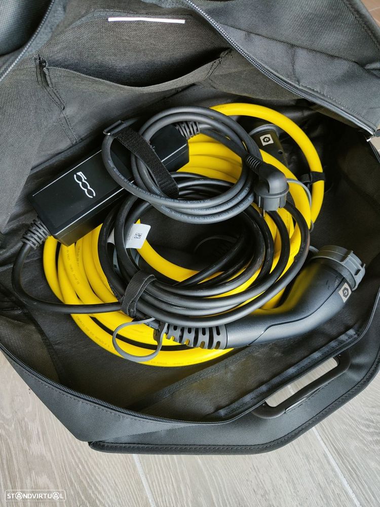 Fiat 500e 3+1 42 kWh - 54