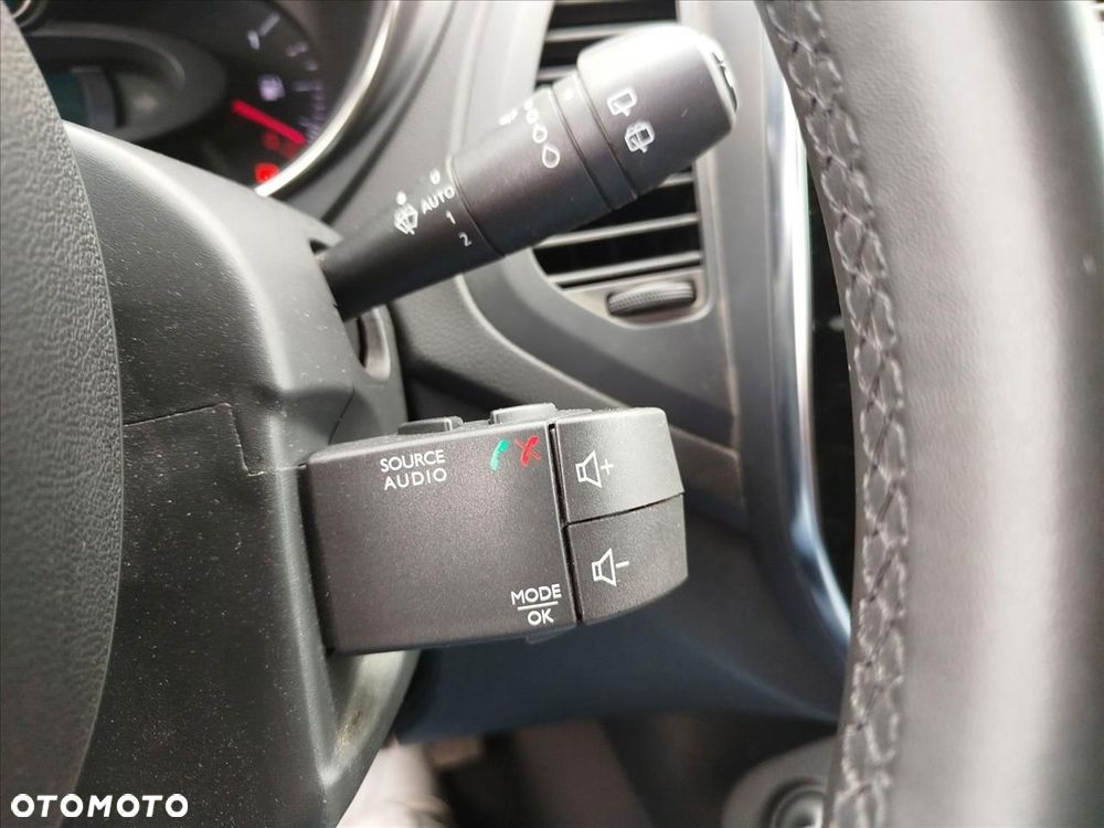 Renault Captur 0.9 Energy TCe Limited - 21