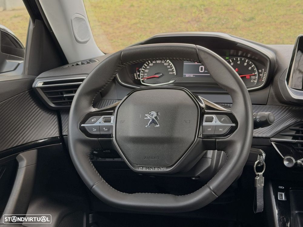 Peugeot 2008 1.2 PureTech Signature - 16