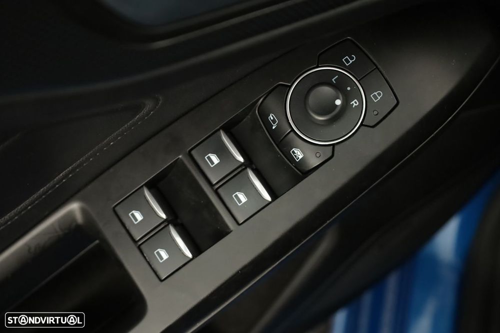 Ford Focus SW - 20
