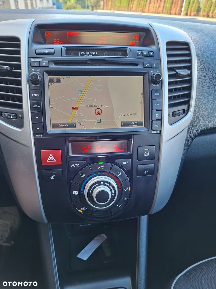 Kia Venga - 23