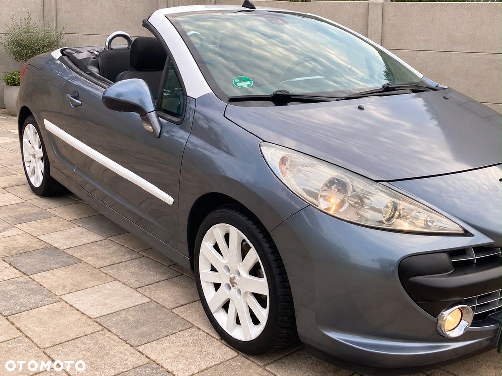 Peugeot 207 CC - 3