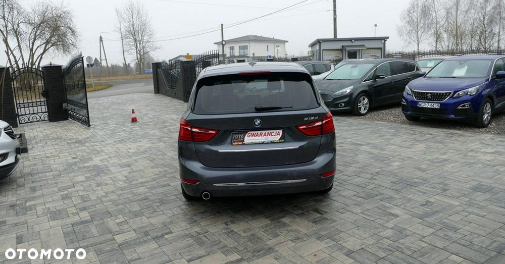 BMW Seria 2 216d Luxury Line - 13