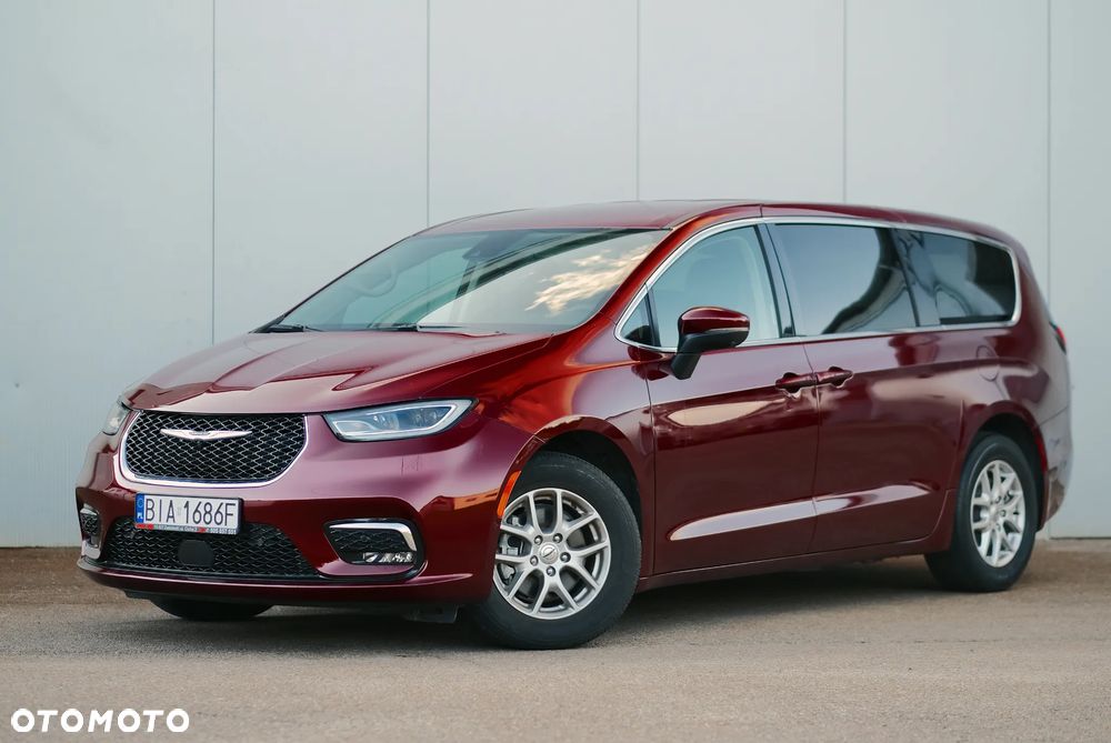 Chrysler Pacifica - 13