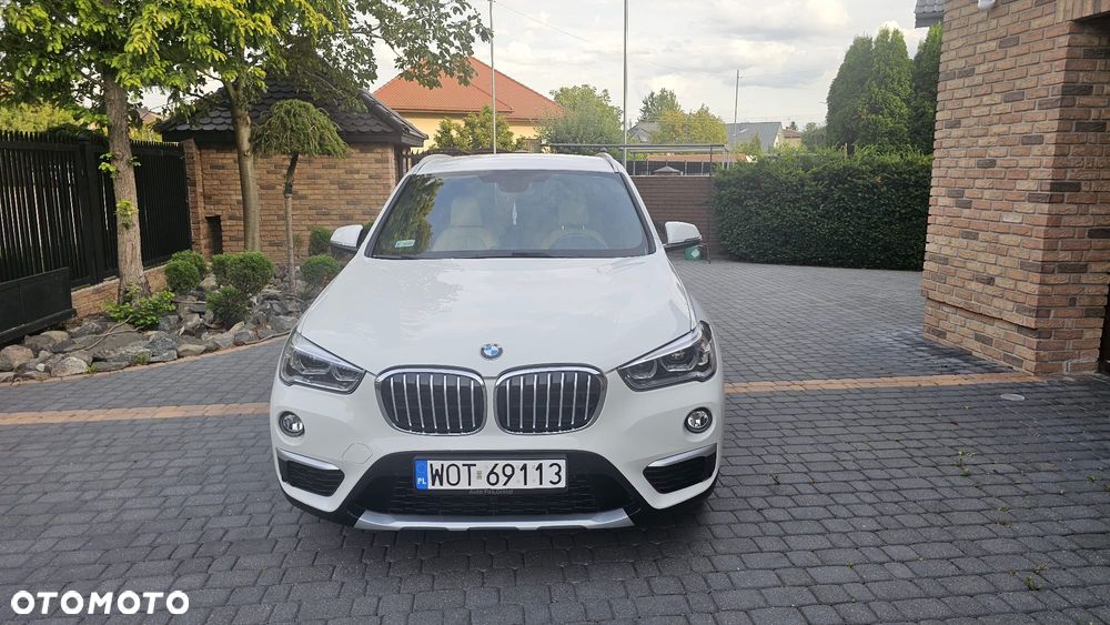 BMW X1 - 1