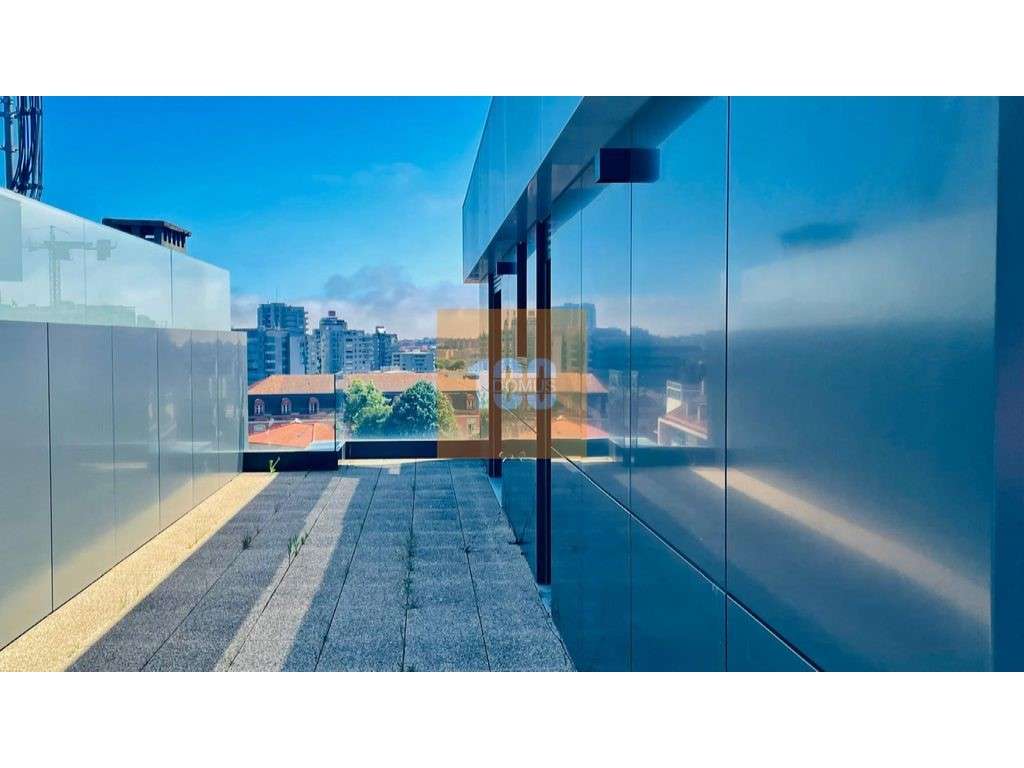 T4 novo com terraço - Boavista Residence - Grande imagem: 2/24