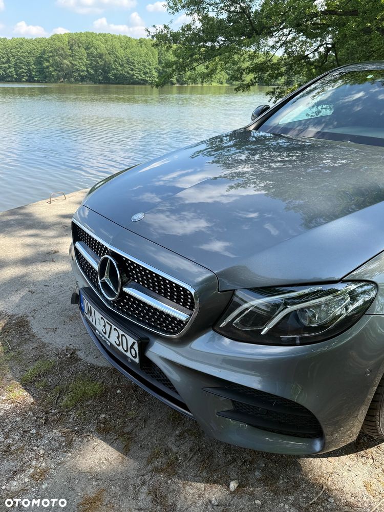Mercedes-Benz Klasa E 220 d 9G-TRONIC - 21