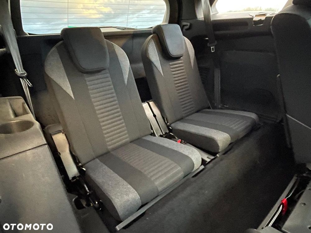 Peugeot 5008 1.5 BlueHDi Active Pack S&S EAT8 - 19