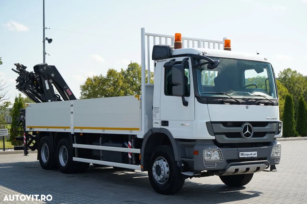 Mercedes-Benz ACTROS 2636 / 6x4 / CAROSERIE DE LIVRARE 7 M + HIAB HDS - EXTENSIE 12,6 M / PODEA REZISTENTĂ / RADIOCOMANDĂ / ROTATOARE / IMPORTAT - 12
