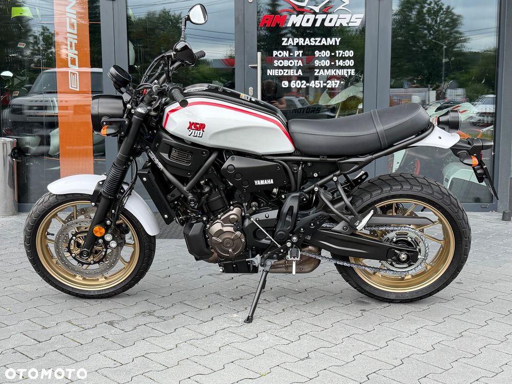 Yamaha XSR - 29