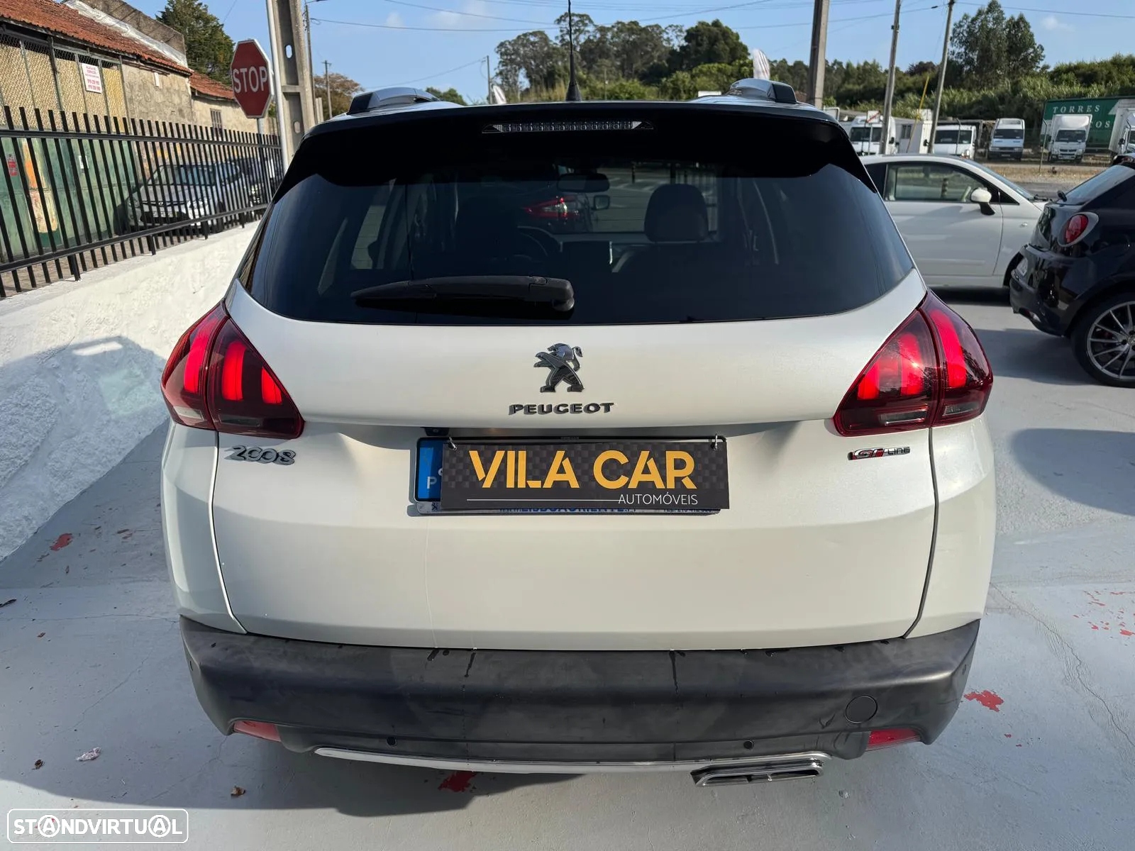 Peugeot 2008 1.2 PureTech GT Line EAT6 - 7