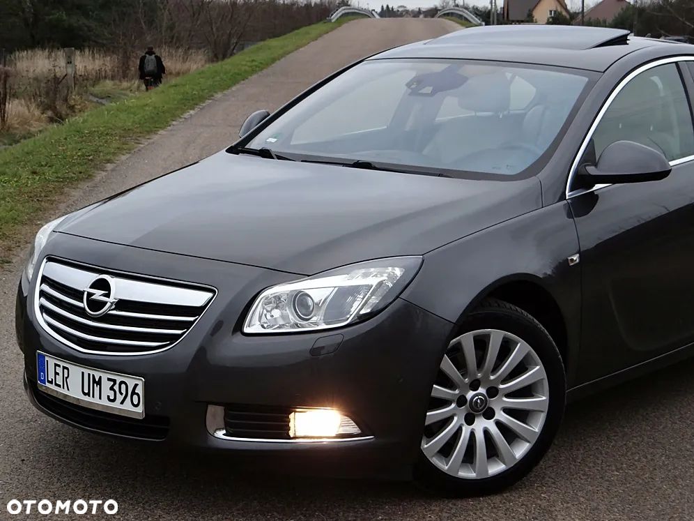 Opel Insignia 2.0 Turbo Cosmo - 13
