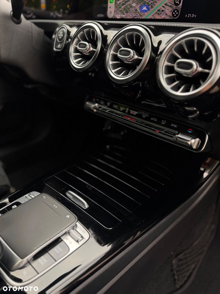 Mercedes-Benz Klasa A 200 AMG Line 7G-DCT - 9