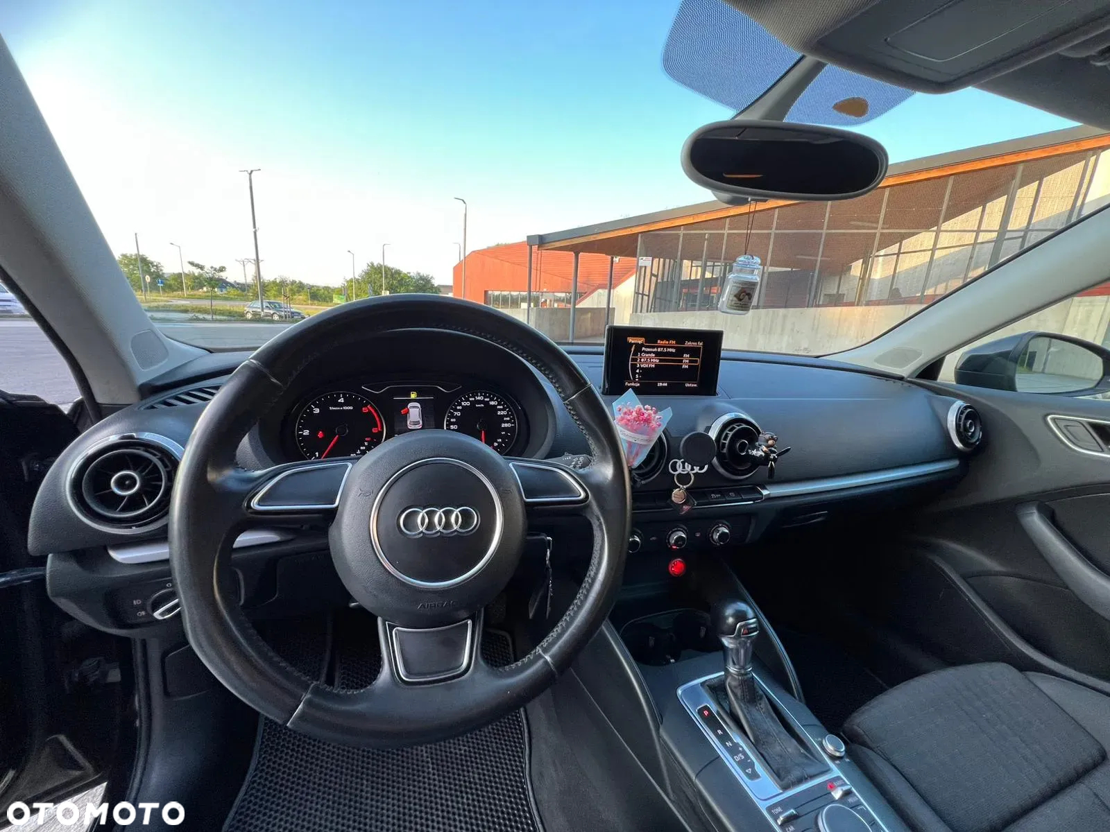 Audi A3 1.6 TDI DPF Ambiente S tronic - 12